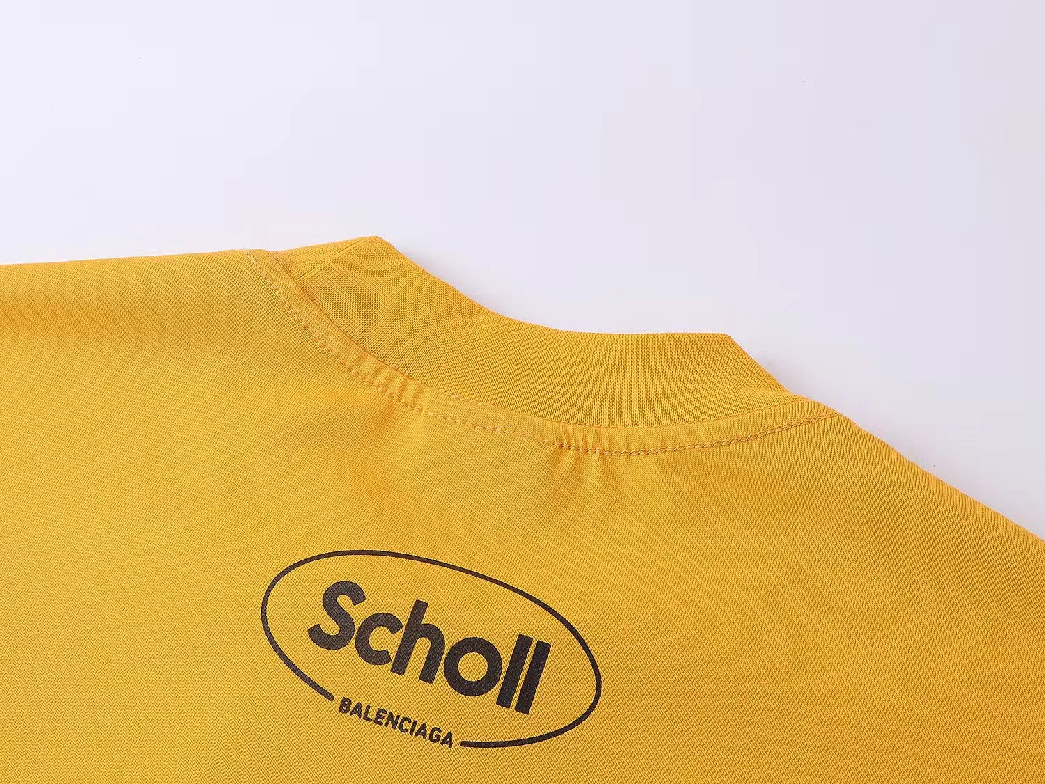 # 25SSNew Arrival Scholl # BALENCI*GA # 260g * 1 1 os Same Style！！ ：3258# Sizes：xs-L ：2 （Black.Yellow）